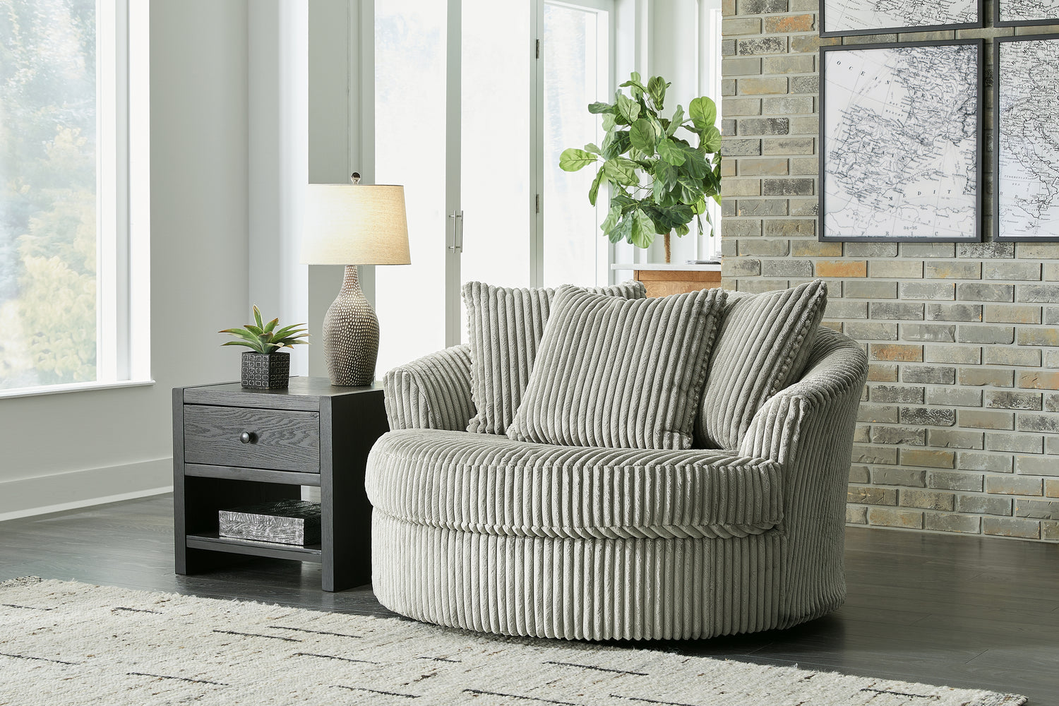 Lindyn Super Chaise with Oversized Swivel Chair