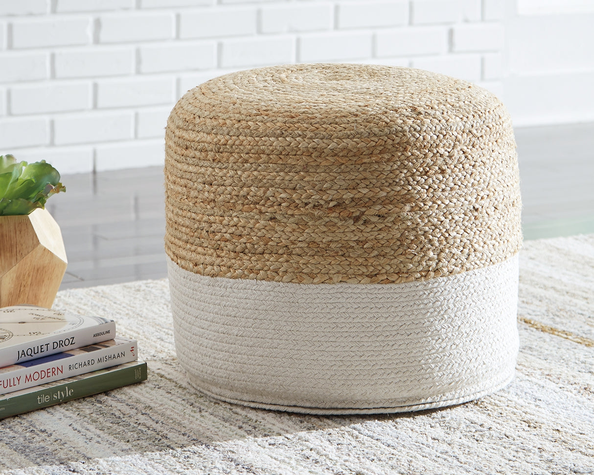 Furniture City Houma - Ashley Furniture - Sweed Valley Pouf - Pouf - A1000420