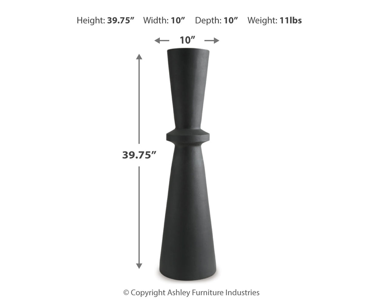 Collisten Vase