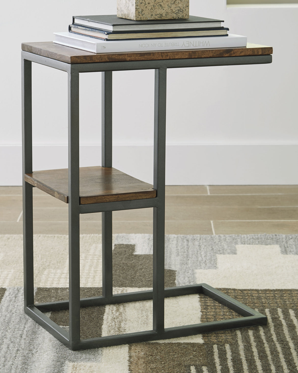Furniture City Houma - Ashley Furniture - Forestmin Accent Table - Accent Table - A4000049