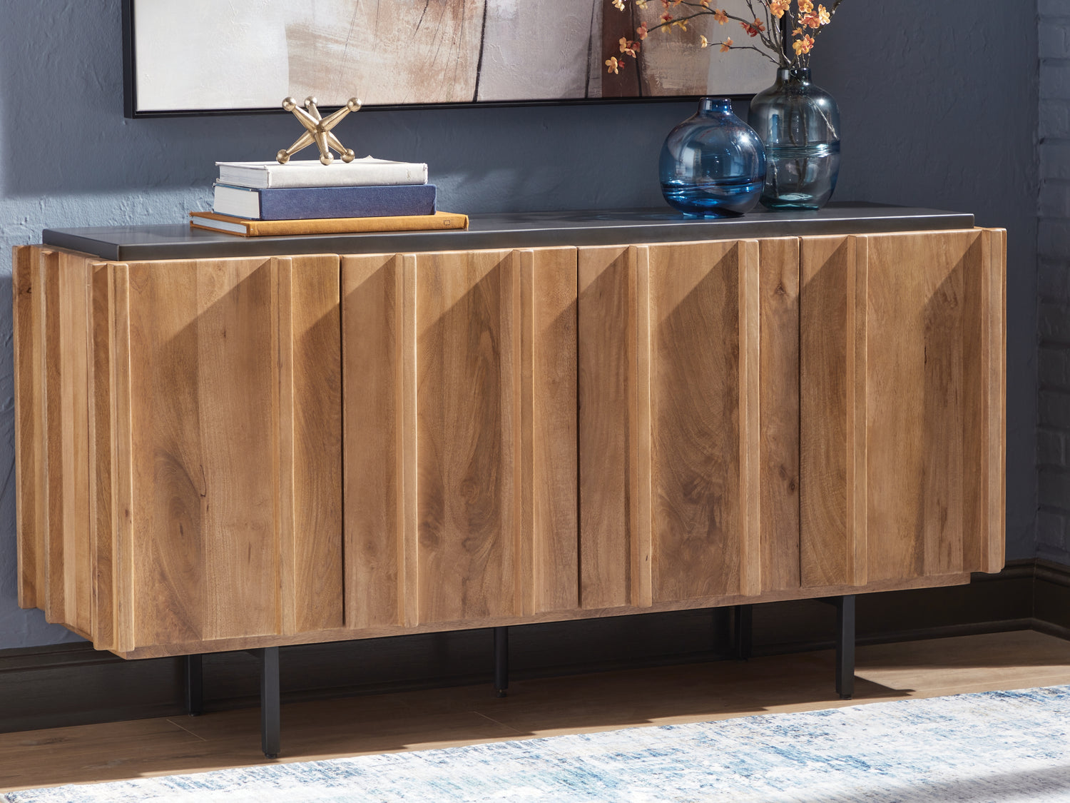 Furniture City Houma - Ashley Furniture - Quintavious Accent Cabinet - Accent Cabinet - A4000685