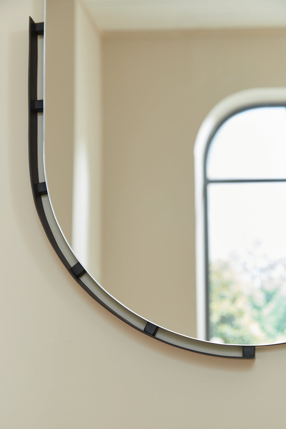 Valkings Accent Mirror
