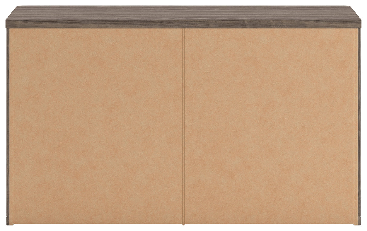 Kendanport King Upholstered Bed, Dresser and Nightstand