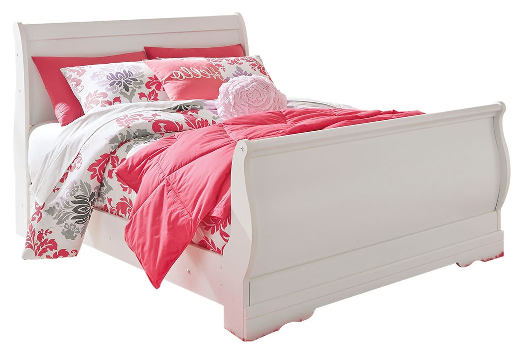 Anarasia Full Sleigh Bed, Chest and Nightstand