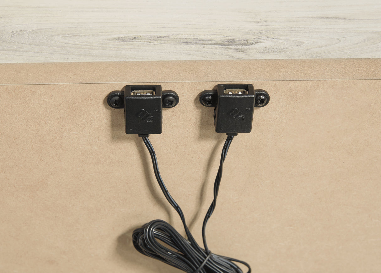 Cambeck Queen Panel Bed with Storage, Dresser and 2 Nightstands