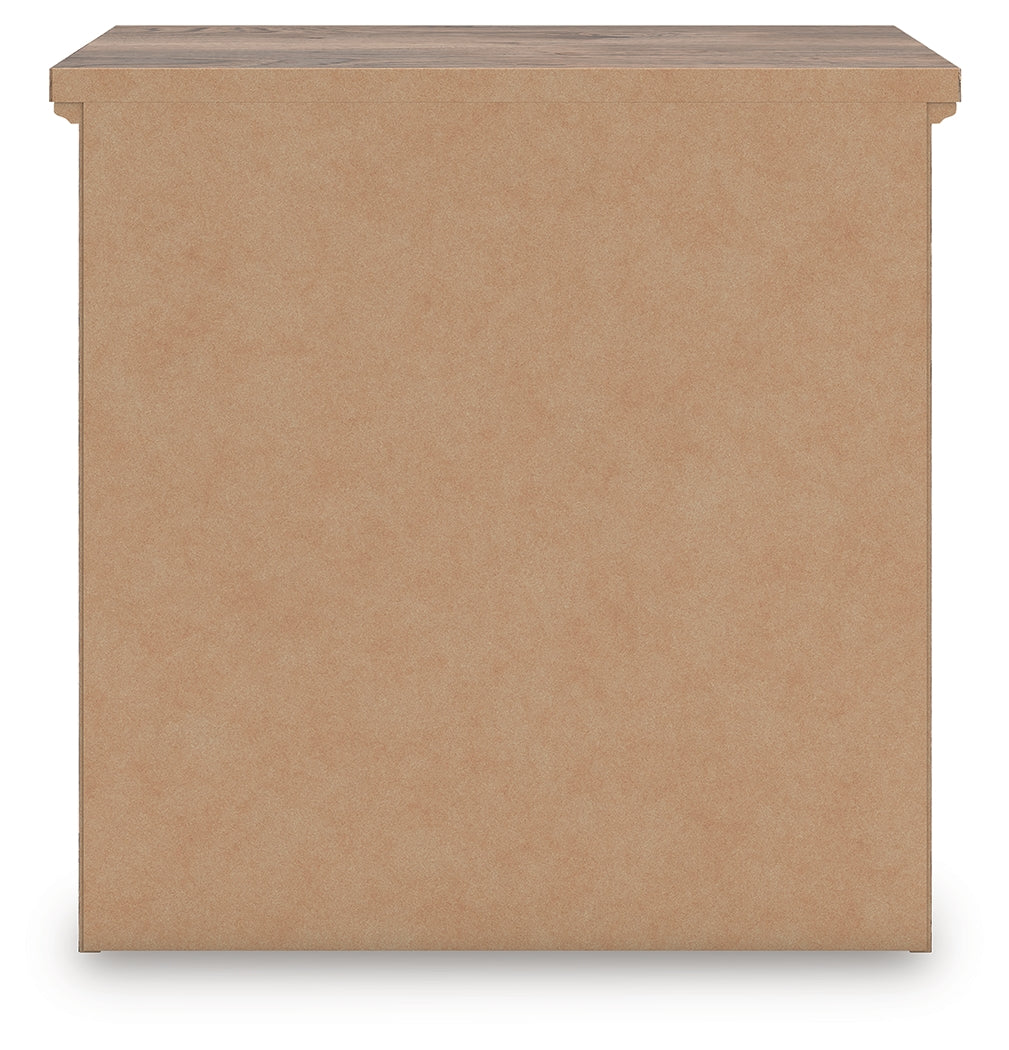 Rusticott King Poster Bed, Dresser and Nightstand