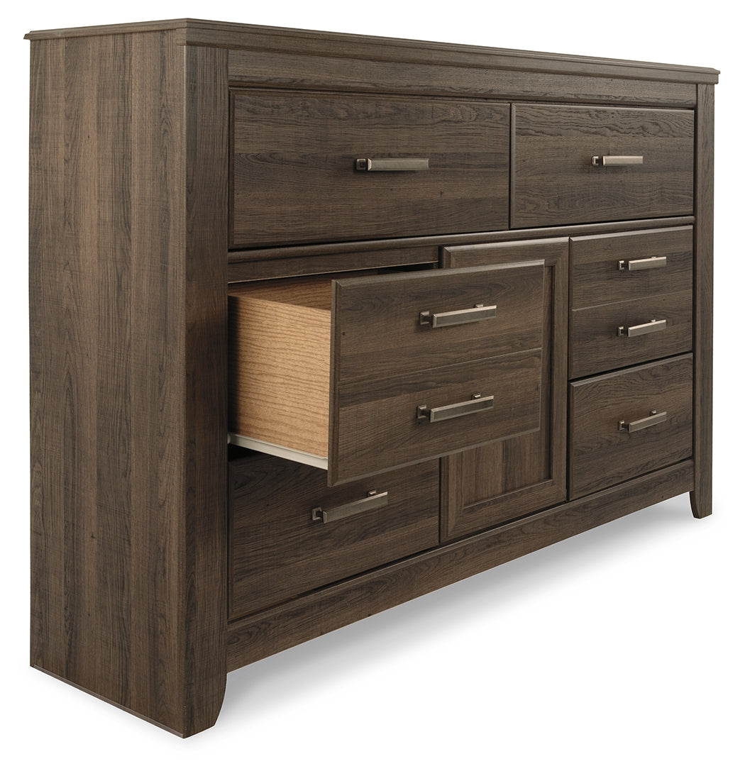 Juararo Queen Poster Bed, Dresser and 2 Nightstands