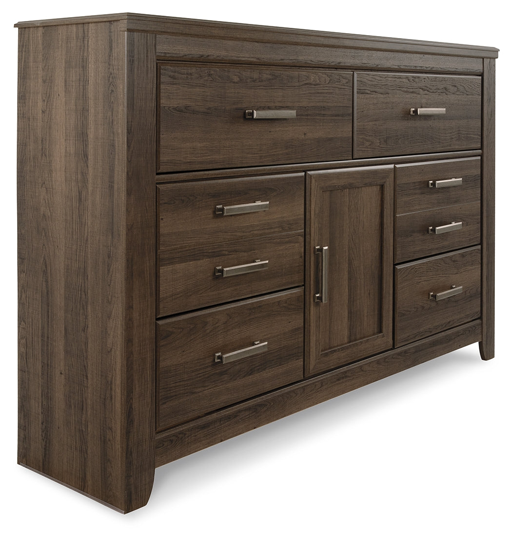Juararo Queen Poster Bed, Dresser and 2 Nightstands