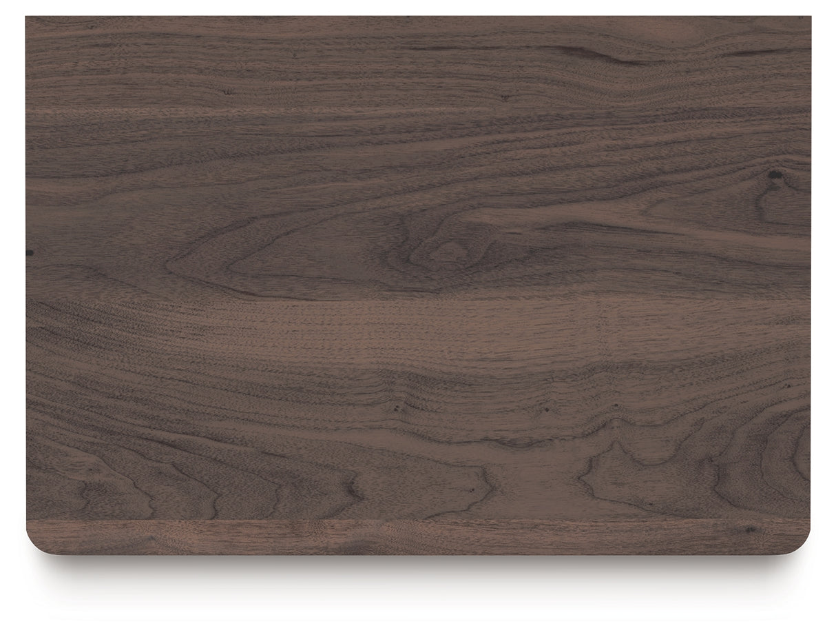 Pamytta Queen Panel Bed, Dresser, Mirror and Nightstand