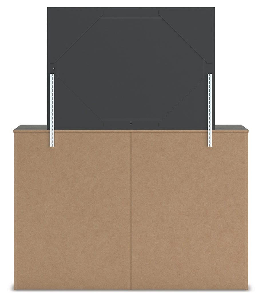 Fraluna Queen Panel Bed, Dresser and Mirror