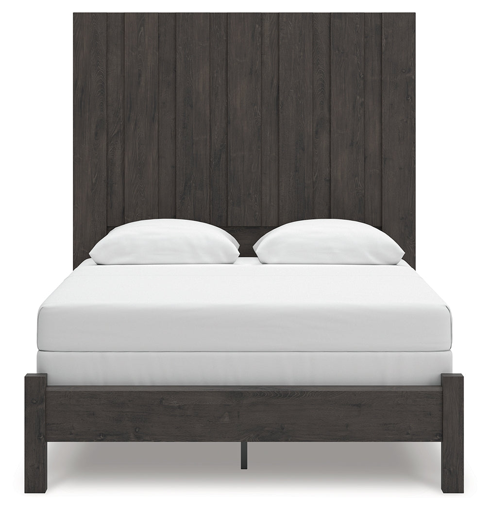 Fraluna Queen Panel Bed, Dresser and Mirror