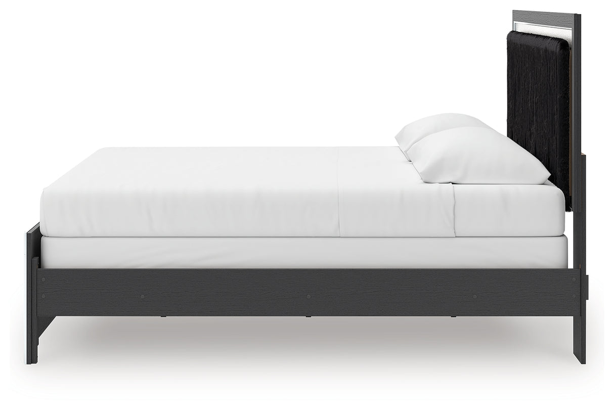 Zuraleus King Panel Bed, Dresser, Mirror and Nightstand