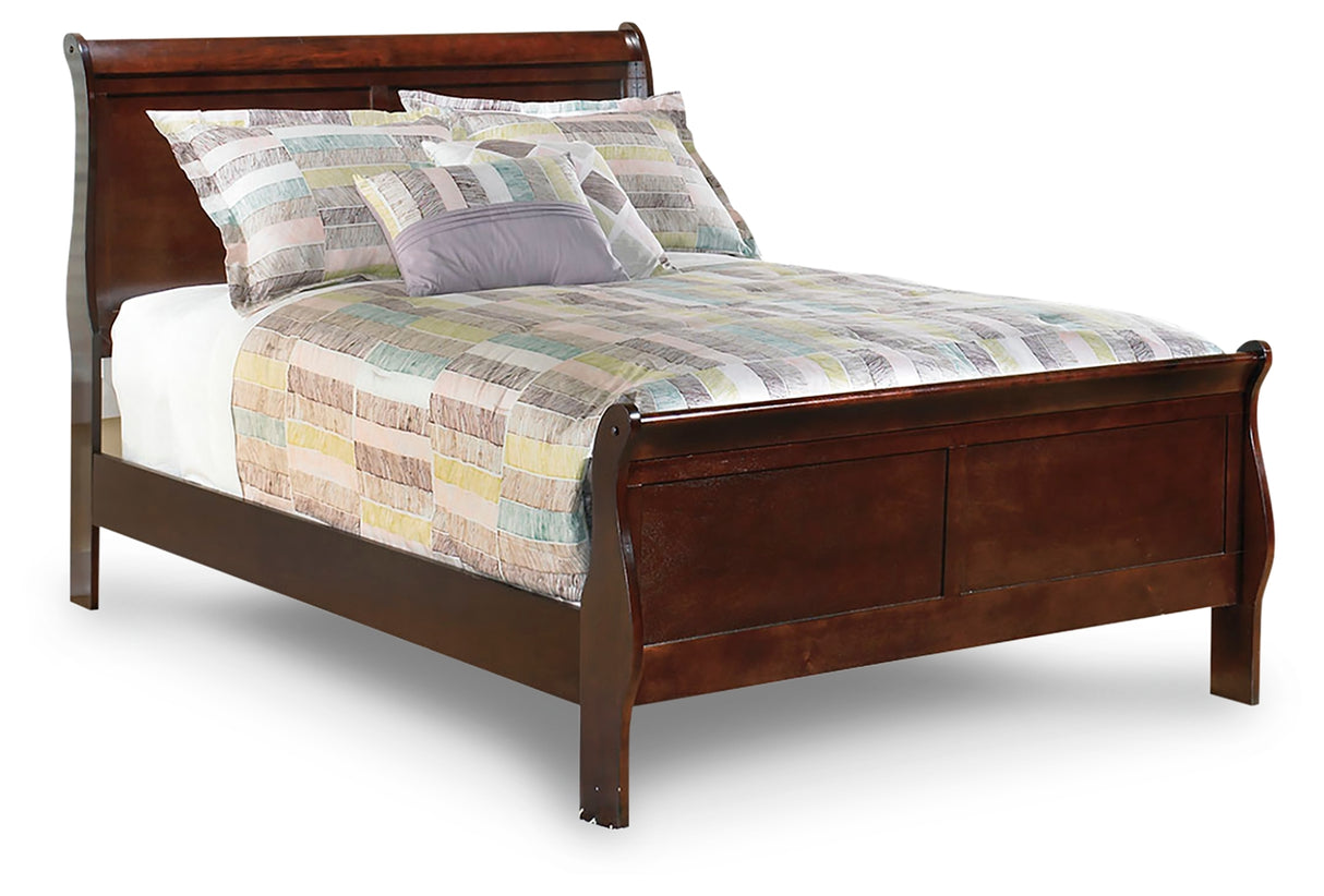 Alisdair Full Sleigh Bed and Chest