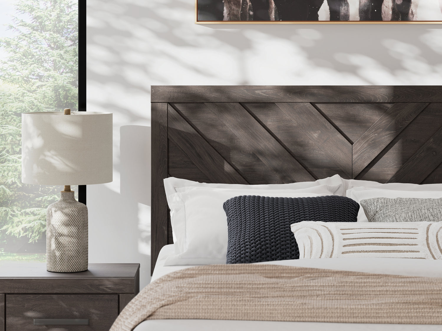 Prendonea Queen Panel Bed, Dresser and Nightstand