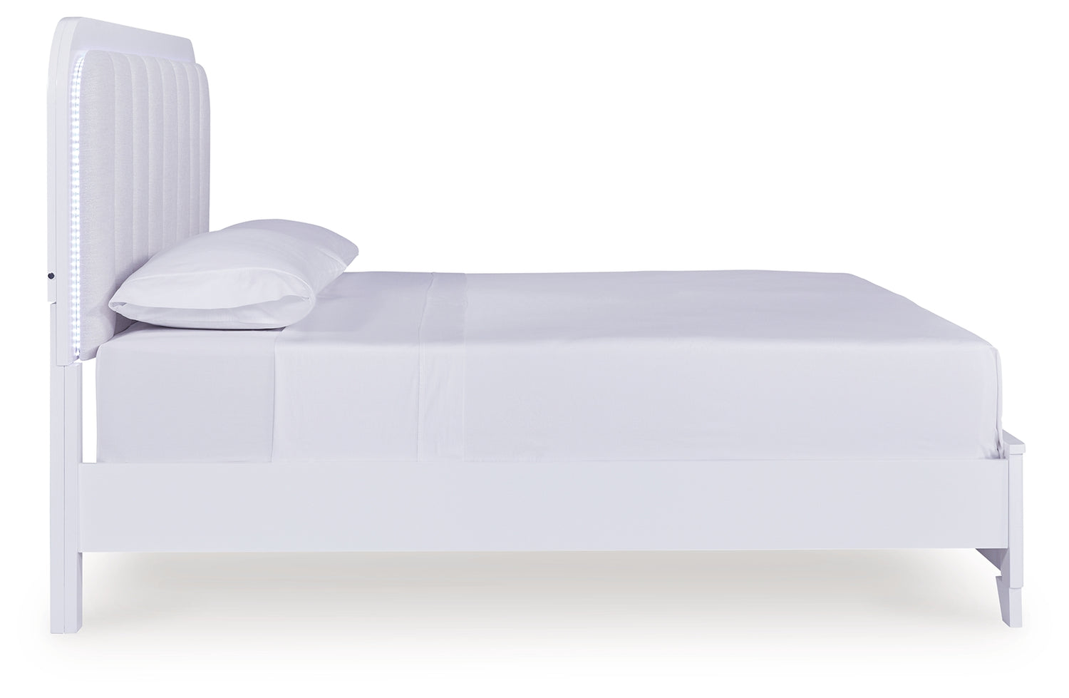 Jarlee King Panel Bed, Dresser, Mirror and Nightstand