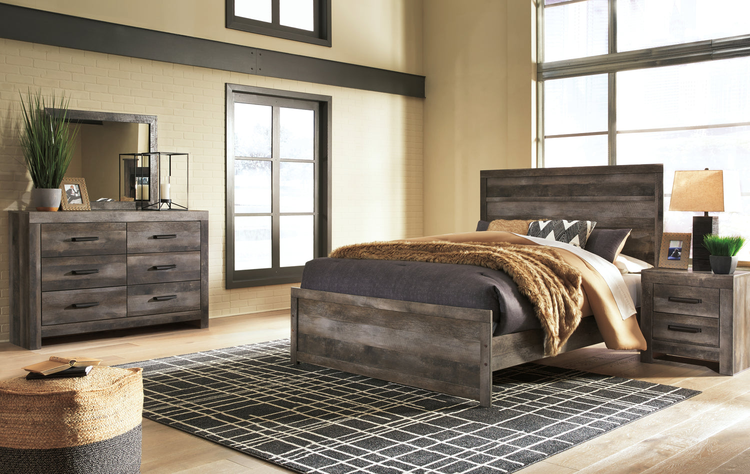 Furniture City Houma - Ashley Furniture - Wynnlow Queen Panel Bed, Dresser, Mirror, and Nightstand - Queen Panel Bed, Dresser, Mirror, and Nightstand - B440B25