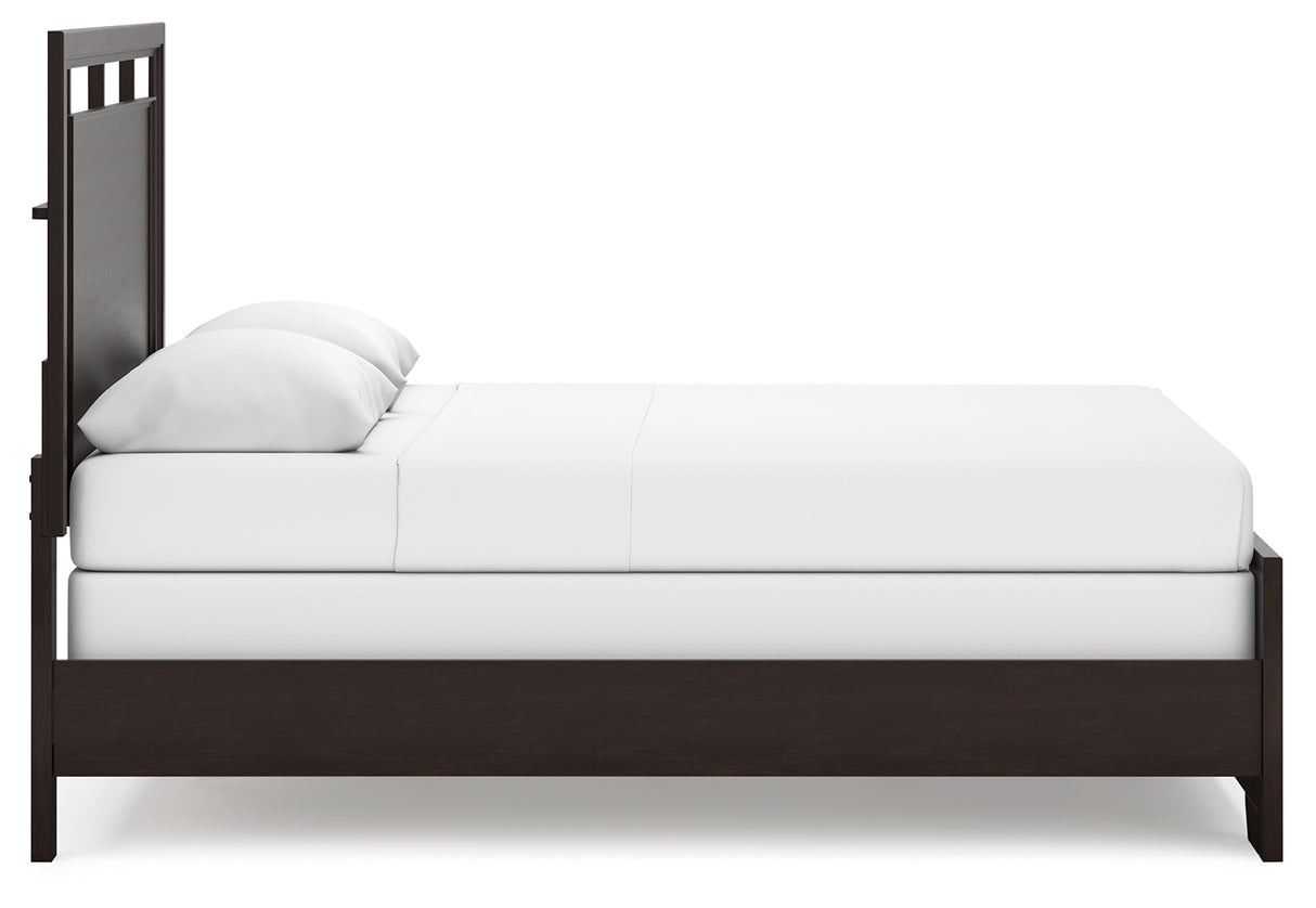 Covetown Queen Panel Bed