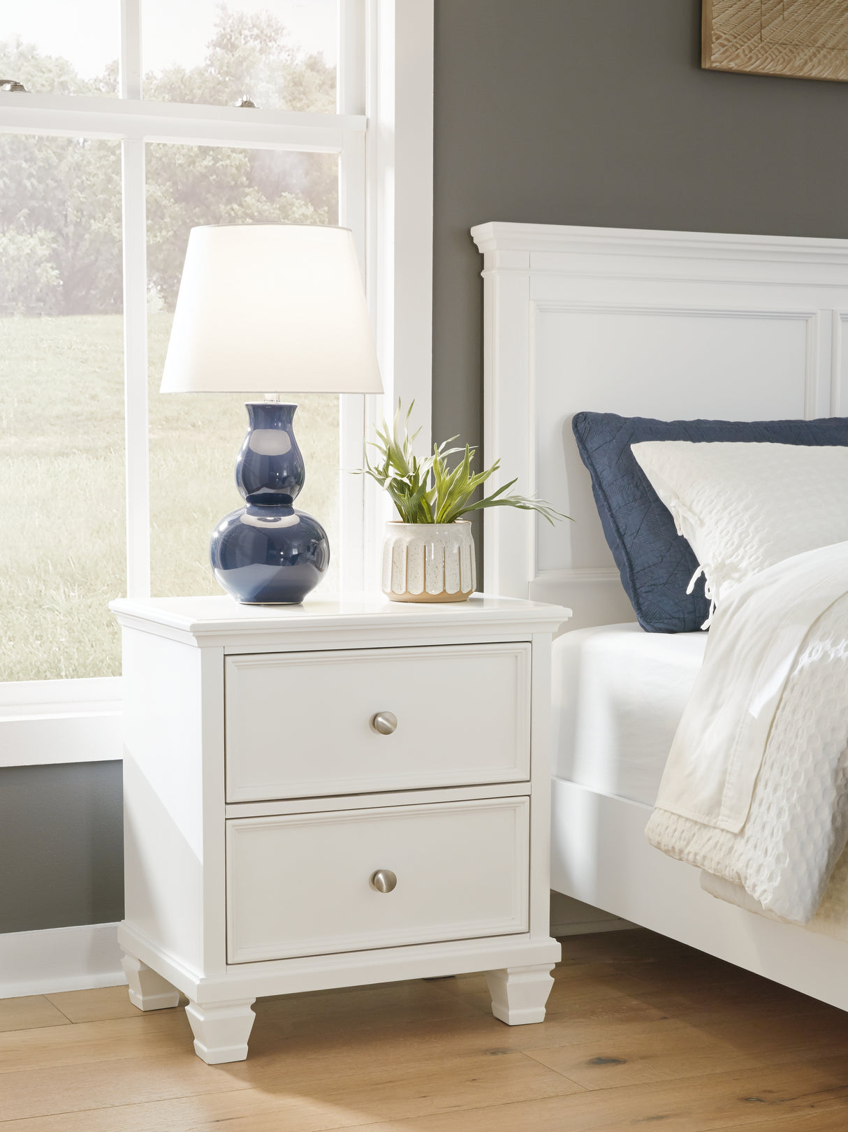 Fortman King Panel Bed, Dresser and 2 Nightstands