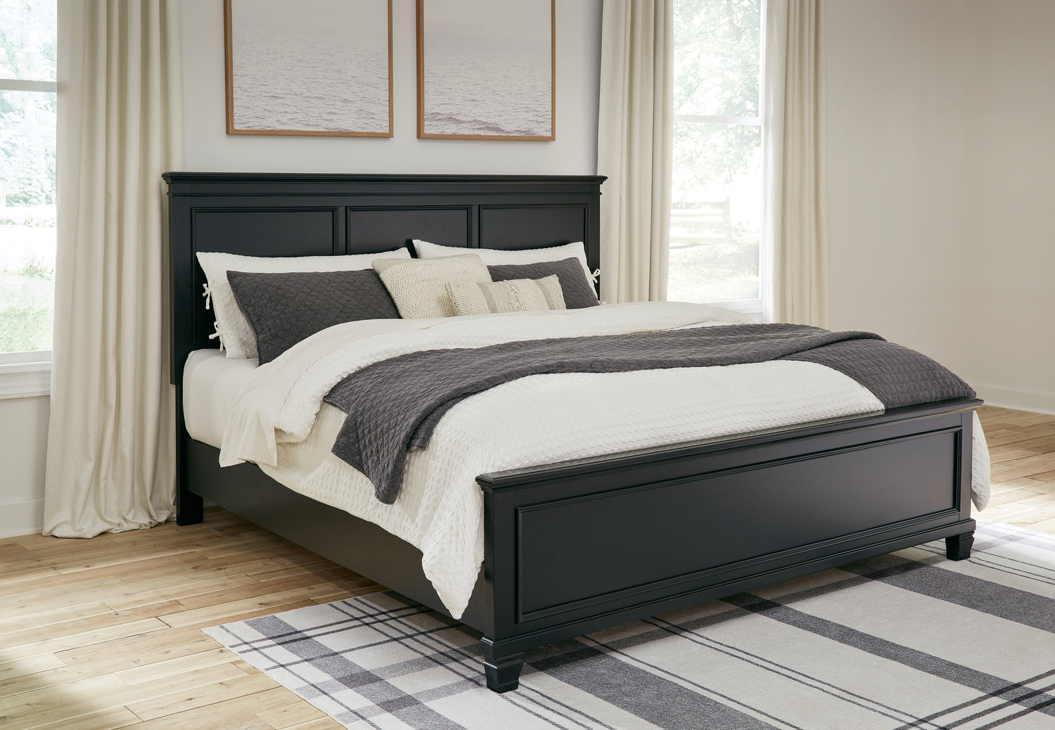 Lanolee King Panel Bed, Dresser, Mirror and Nightstand