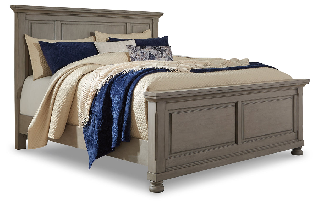 Lettner King Panel Bed, Chest and 2 Nightstands