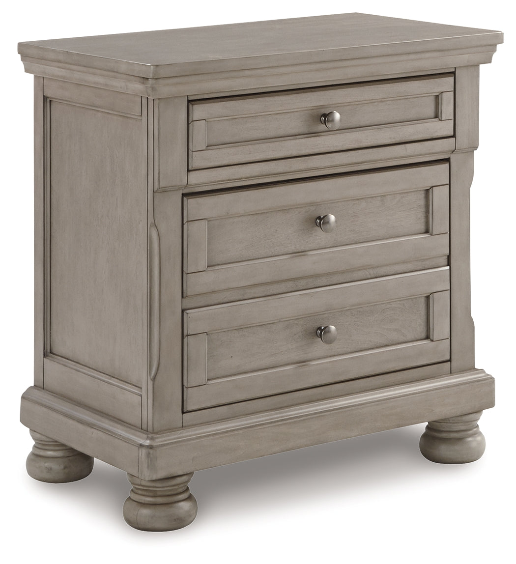 Lettner Queen Panel Bed, Dresser, and Nightstand