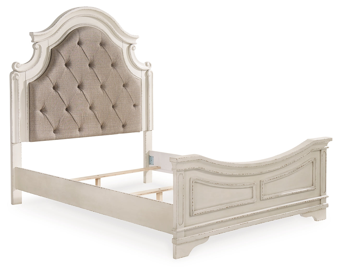 Realyn Queen Bed with Mirrored Dresser and Nightstand