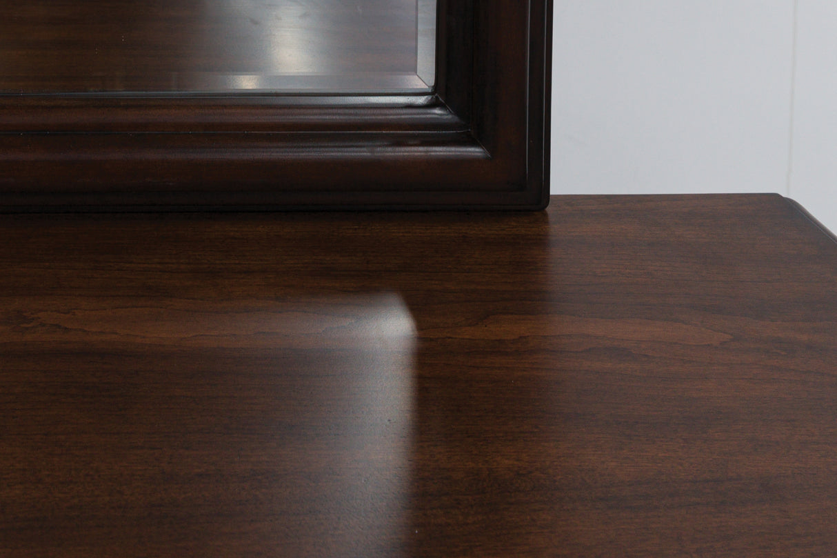 Lavinton Queen Poster Bed, Dresser, Mirror and Nightstand