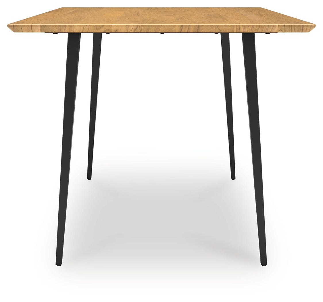 Gretlynn Dining Table