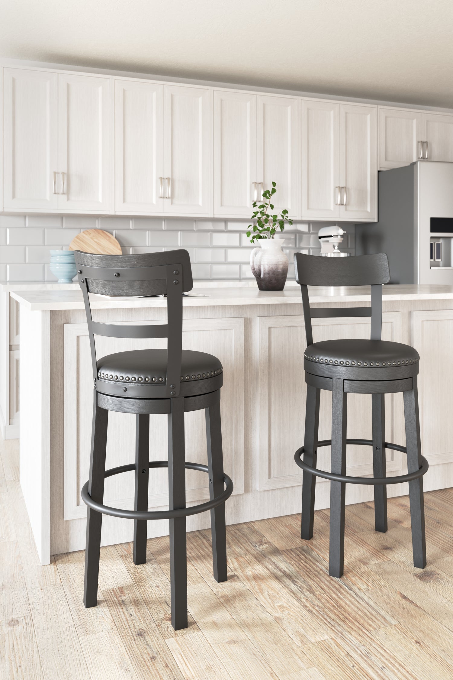 Furniture City Houma - Ashley Furniture - Valebeck Bar Height Bar Stool - Tall UPH Swivel Barstool(1/CN) / Black - D546-630
