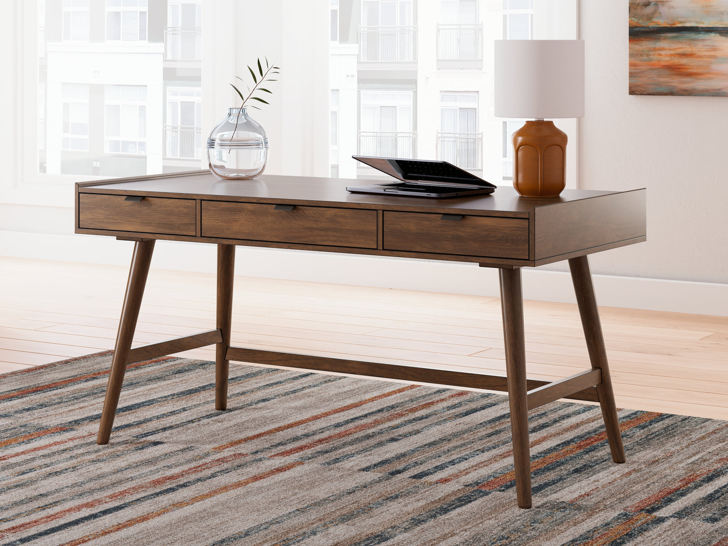 Furniture City Houma - Ashley Furniture - Lyncott 60" Home Office Desk - Home Office Desk - H615-44