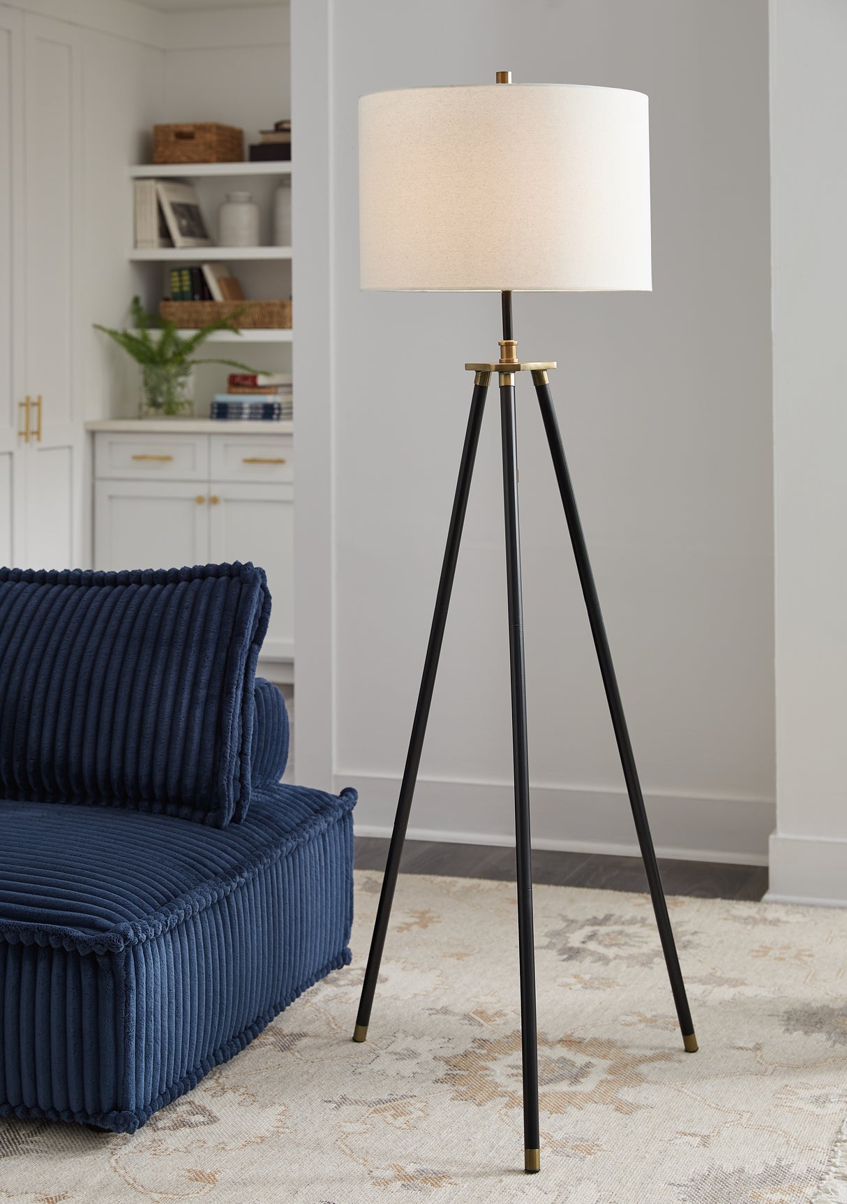 Furniture City Houma - Ashley Furniture - Cashner Floor Lamp - Metal Floor Lamp (1/CN) - L206101