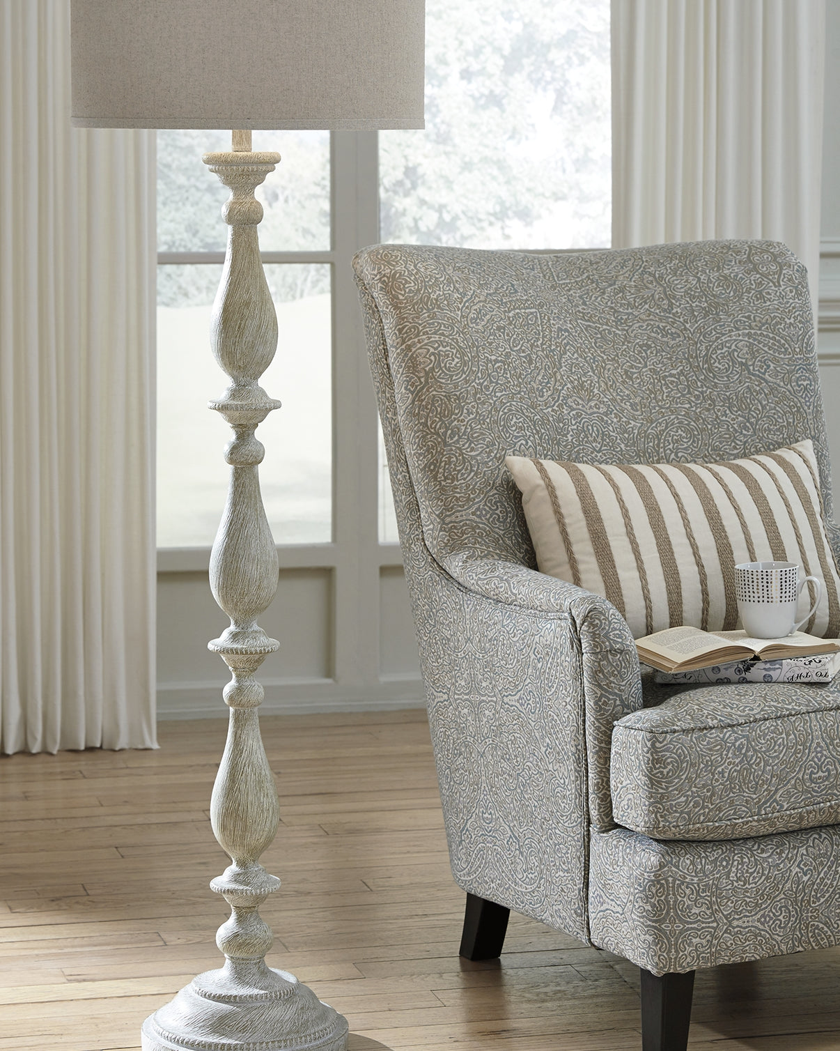 Furniture City Houma - Ashley Furniture - Bernadate Floor Lamp - Poly Floor Lamp (1/CN) - L235341