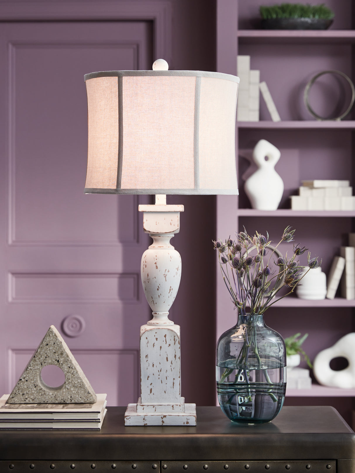 Furniture City Houma - Ashley Furniture - Madsbrook Table Lamp - Poly Table Lamp (1/CN) - L235924