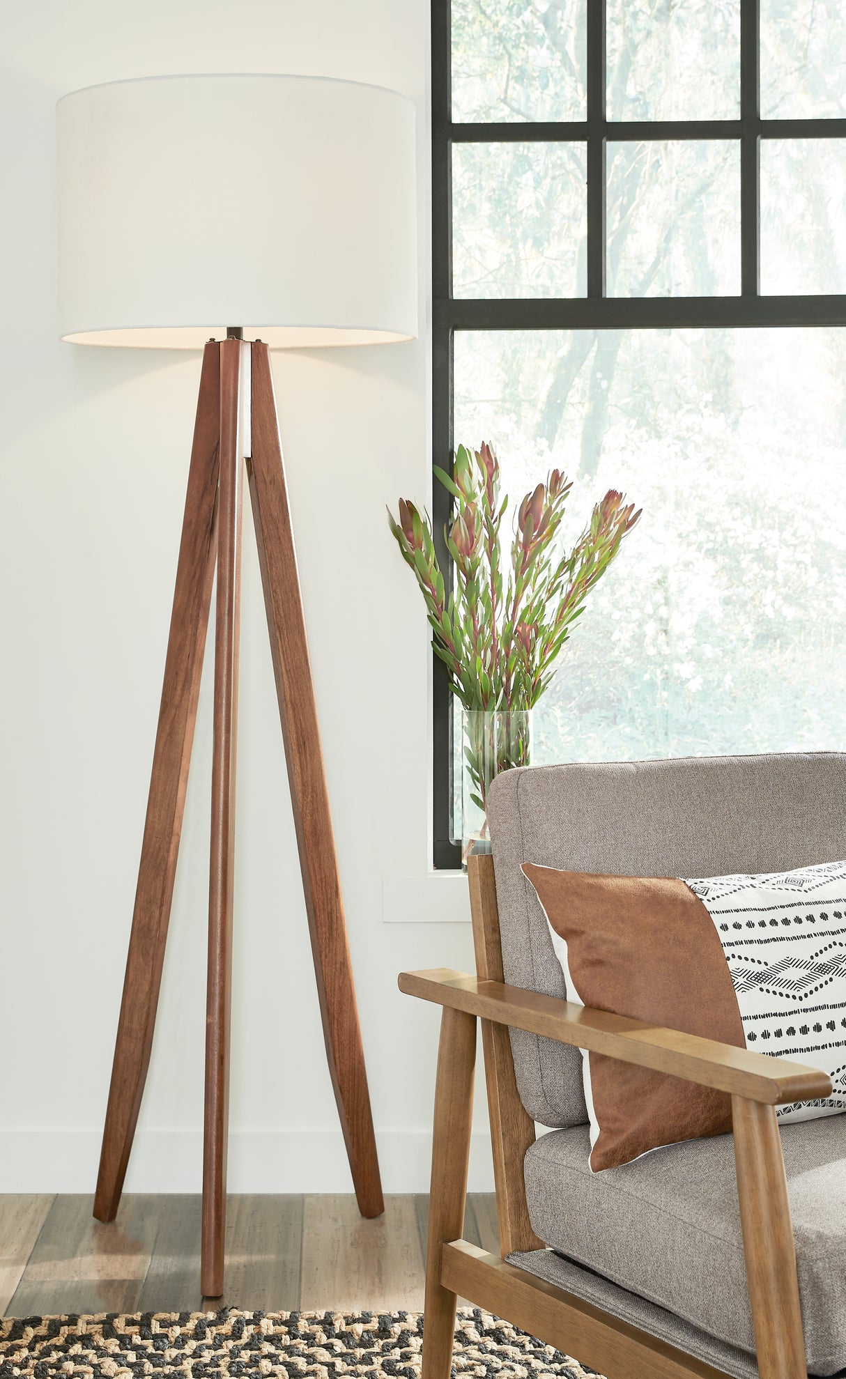 Furniture City Houma - Ashley Furniture - Dallson Floor Lamp - Wood Floor Lamp (1/CN) - L329011