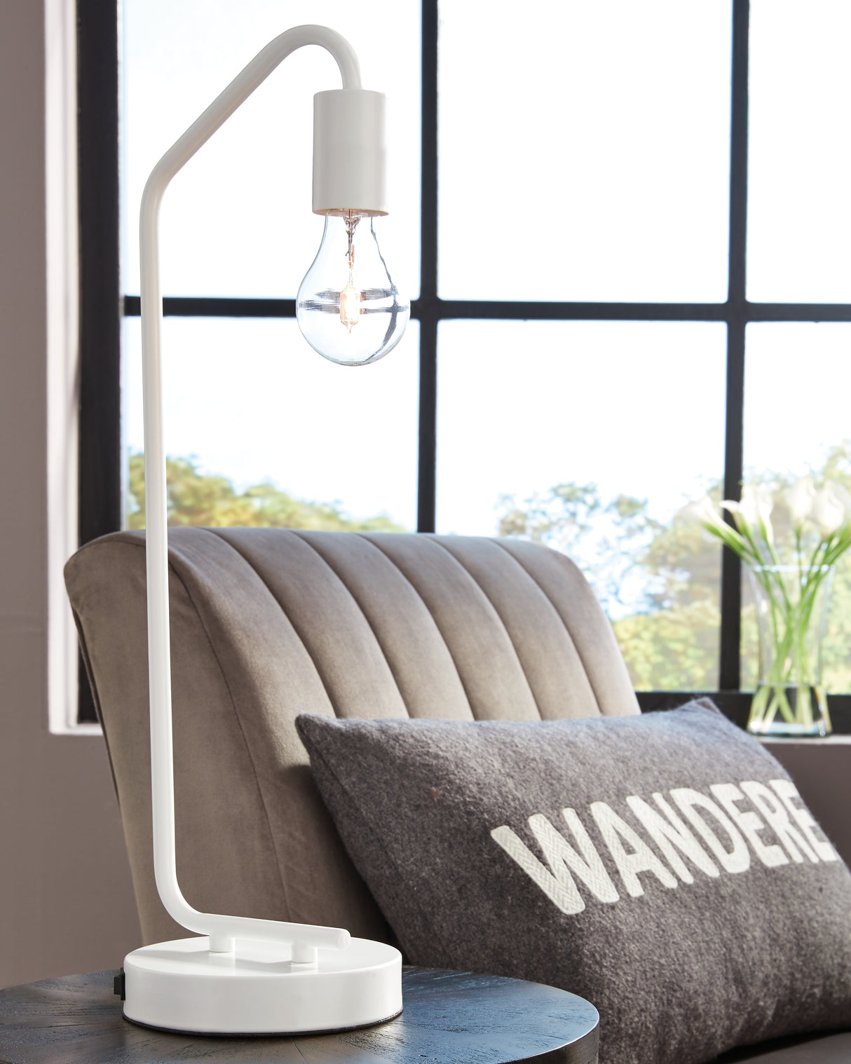 Furniture City Houma - Ashley Furniture - Covybend Desk Lamp - Metal Desk Lamp (1/CN) - L734322
