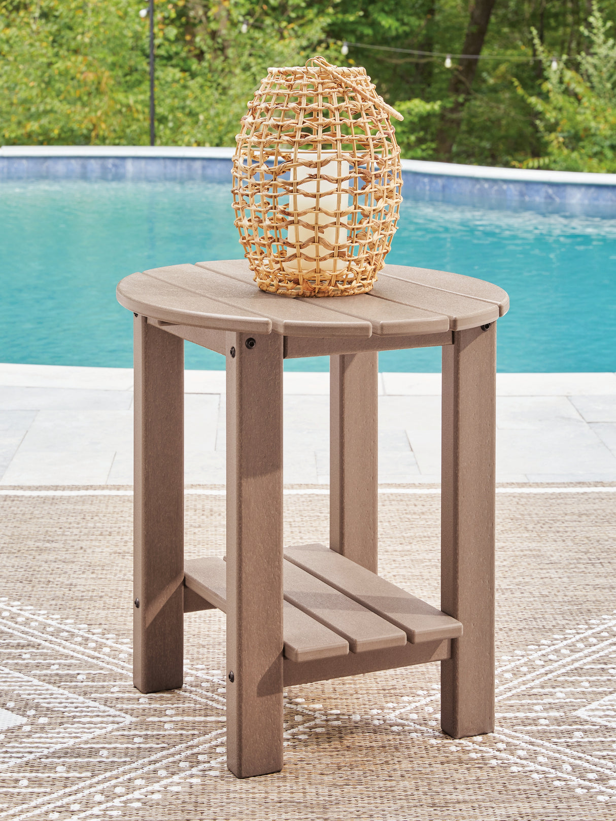 Furniture City Houma - Ashley Furniture - Grover Beach Outdoor End Table - Oval End Table - PCP422-706