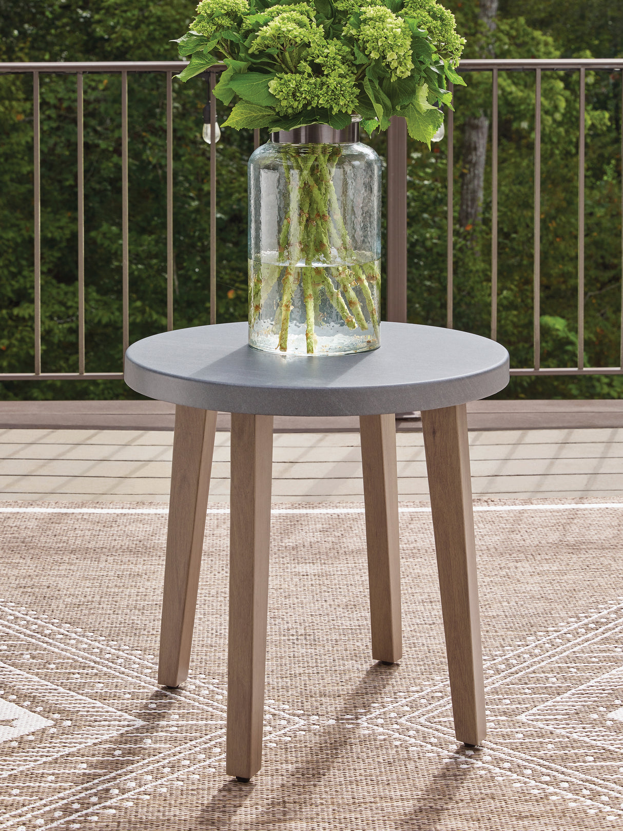 Furniture City Houma - Ashley Furniture - Harmony Headlands Outdoor End Table - Round End Table - PCP428-706