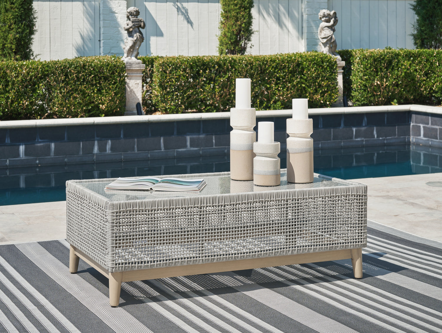 Furniture City Houma - Ashley Furniture - Seton Creek Outdoor Coffee Table - Rectangular Cocktail Table - P798-701