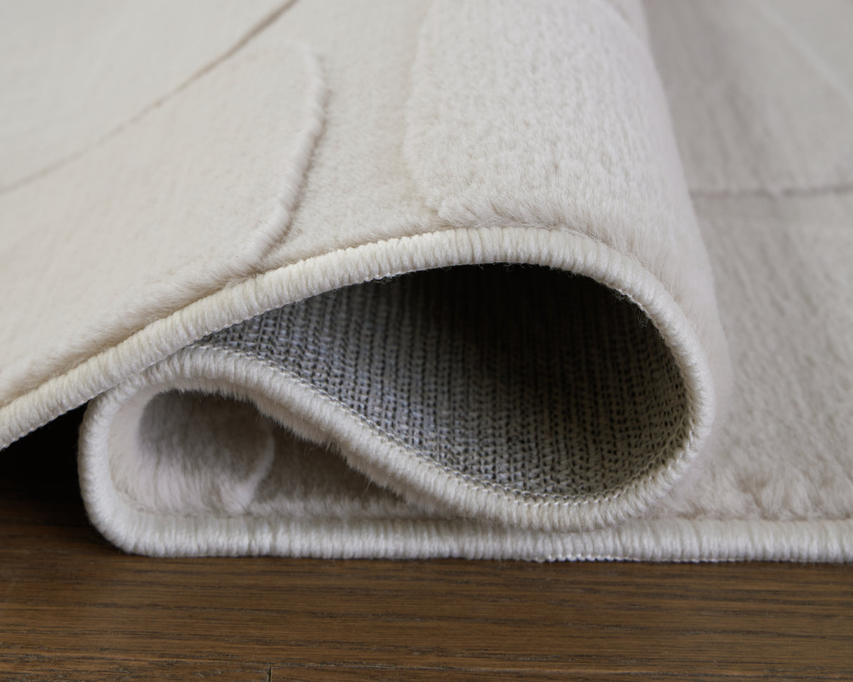 Malvinsboro Washable 5' x 7' Area Rug