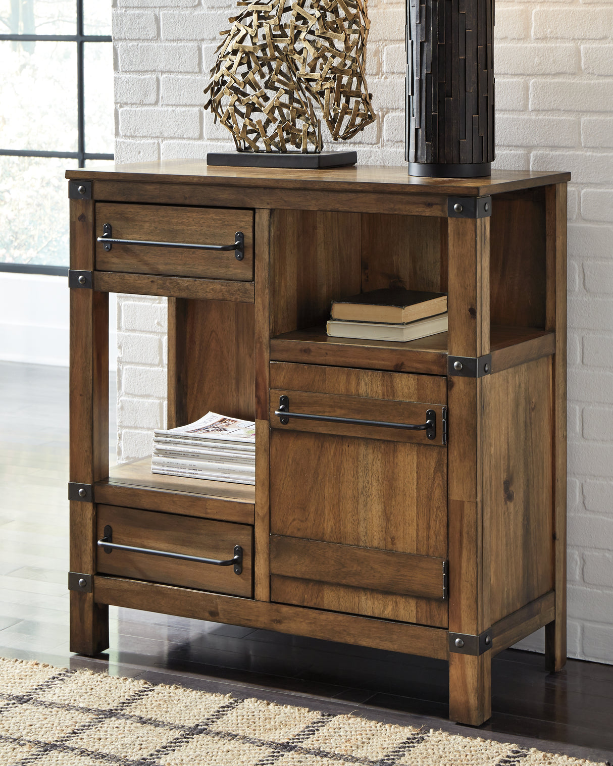 Furniture City Houma - Ashley Furniture - Roybeck Accent Cabinet - Accent Cabinet - T411-40