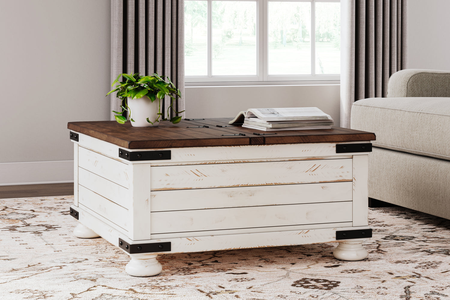 Furniture City Houma - Ashley Furniture - Wystfield Coffee Table - Cocktail Table with Storage - T459-20