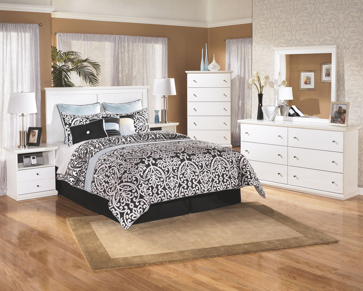 Bostwick Shoals - Five Drawer Chest - White