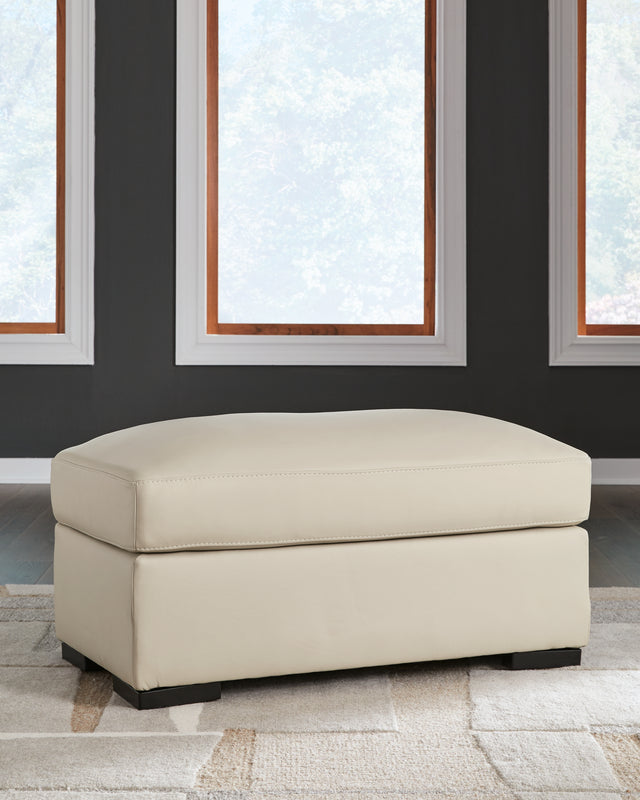 Furniture City Houma - Ashley Furniture - Treasure Trove Ottoman - Ottoman / Almond - 1930414