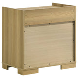 Hyland 5-piece Eastern King Bedroom Set Natural