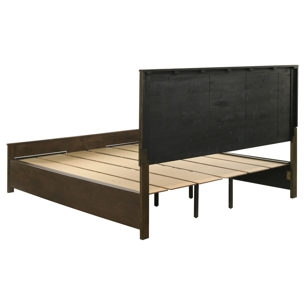 Woodmont 4-piece California King Bedroom Set Golden Brown