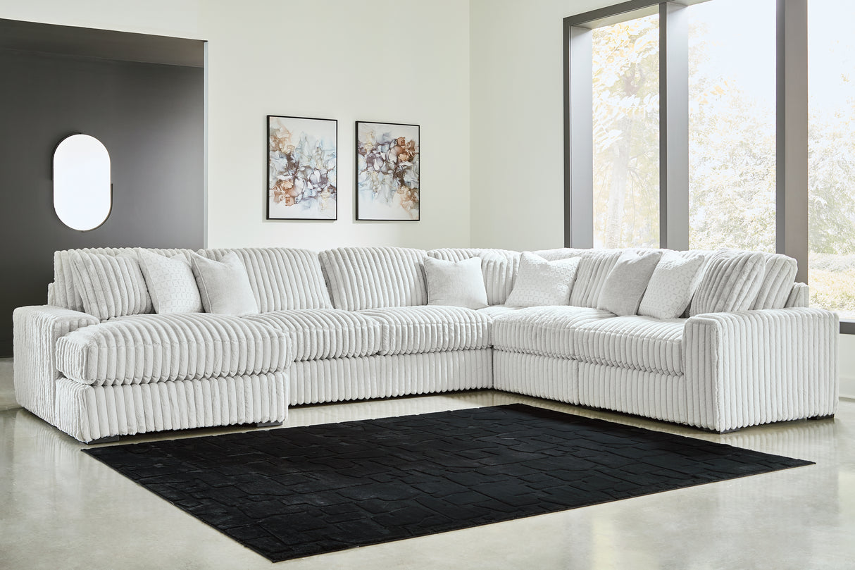 Stupendous 6-Piece Sectional with Chaise