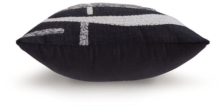 Gavrileigh - Pillow (Set of 4) - Black / Gray / Ivory