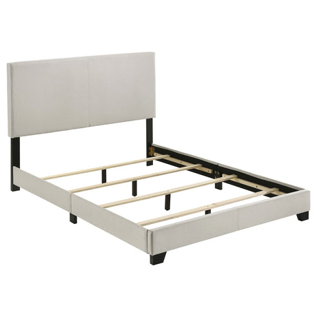 Furniture City Houma - Coaster - Dorian Fabric Upholstered Full Panel Bed Cream - 300852F