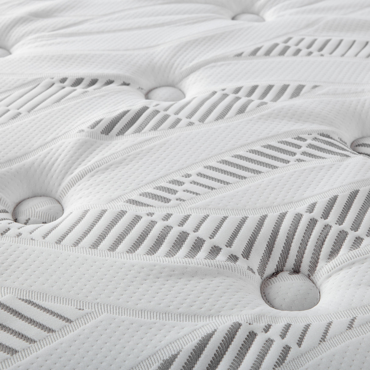 Hayes 11-inch Queen Pillow Top Memory Foam Hybrid Mattress