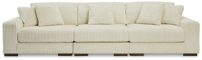 Lindyn - 3 Piece Sectional